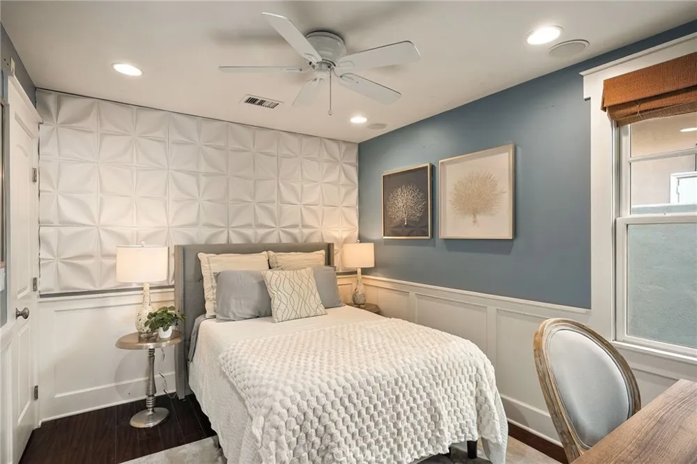 713 Larkspur Avenue Corona del Mar, CA 92625