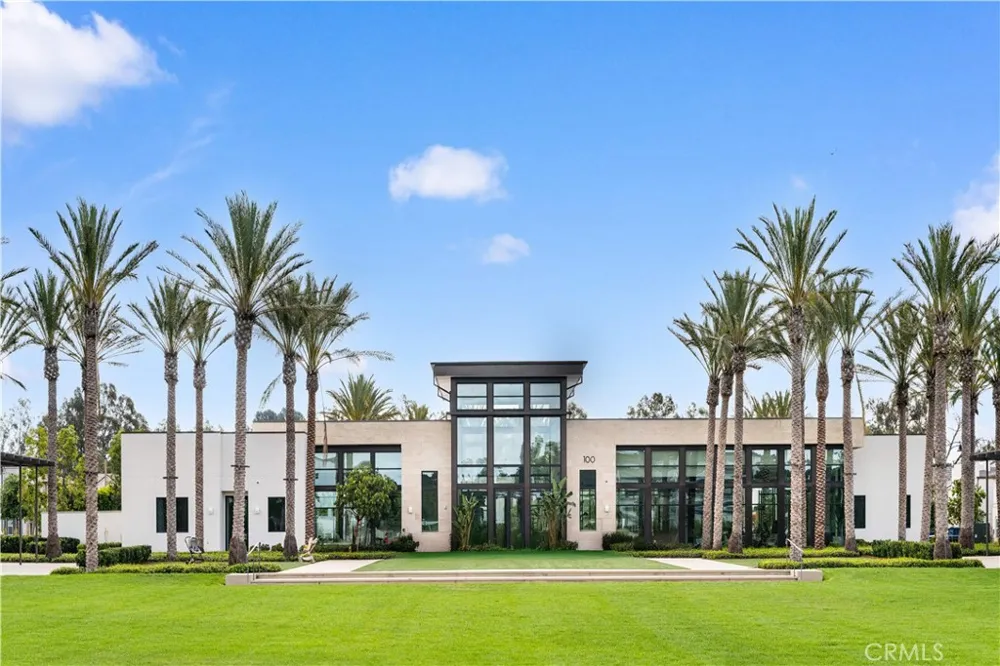 400 Riverbend Lake Forest, CA 92630