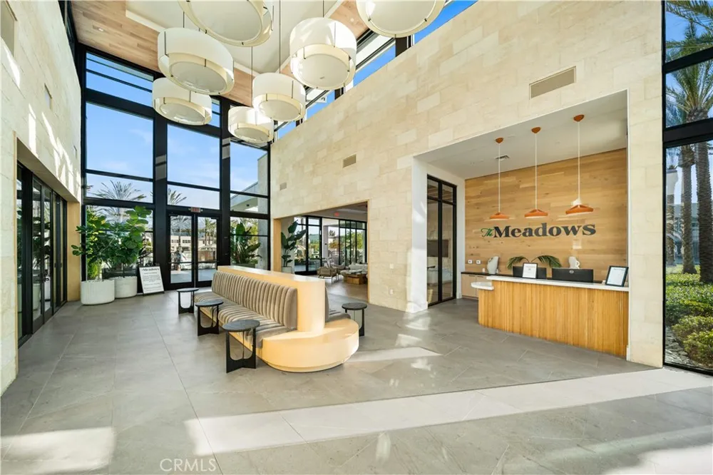 400 Riverbend Lake Forest, CA 92630