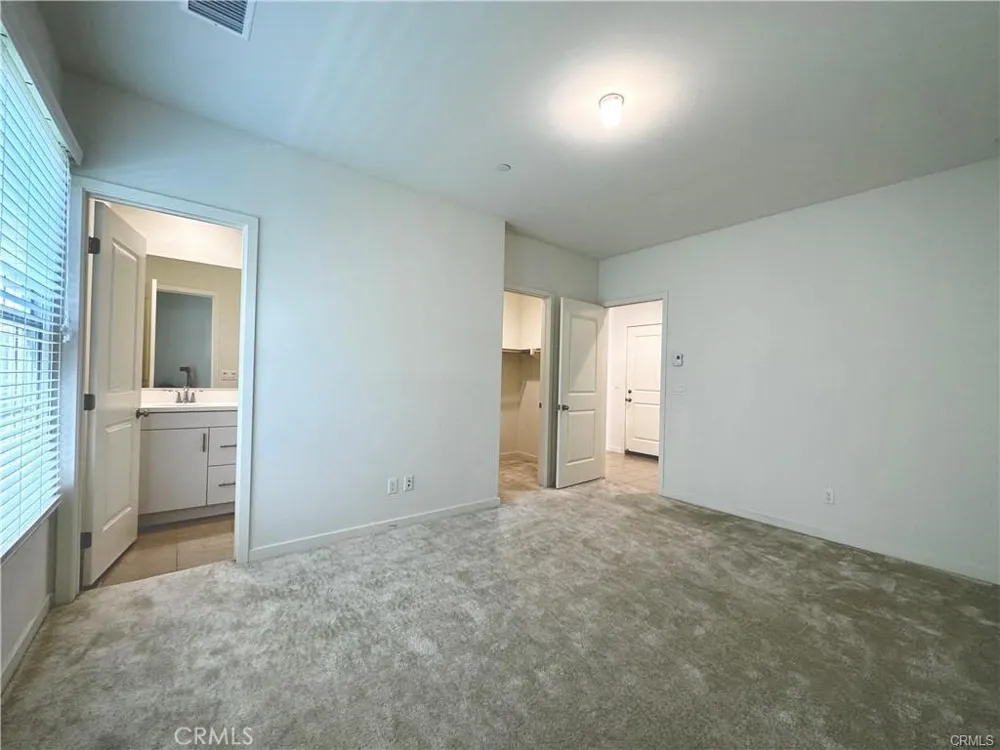 129 Briarberry Irvine, CA 92618