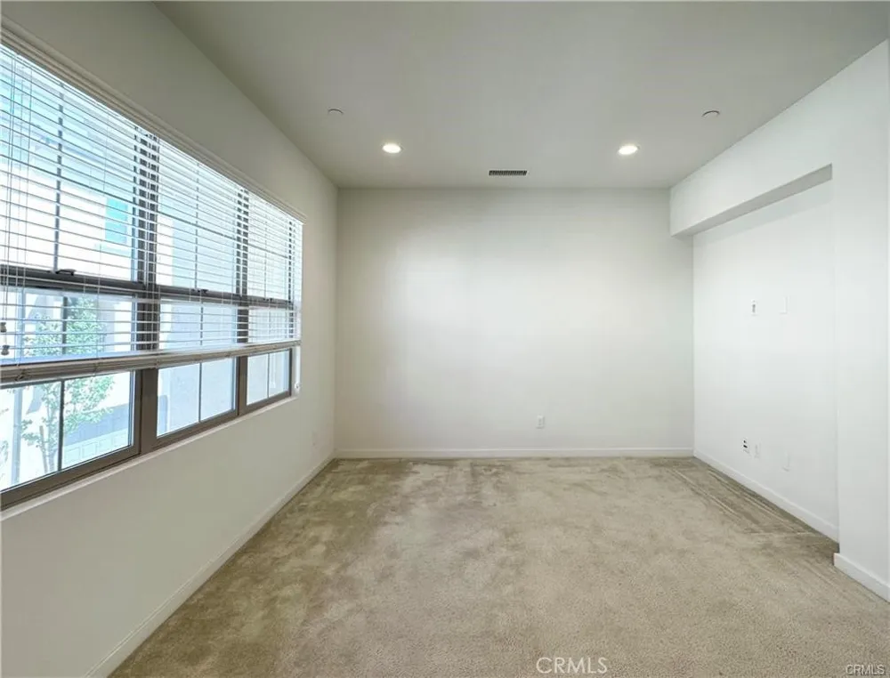 129 Briarberry Irvine, CA 92618