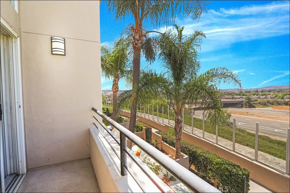 23 Southwind Aliso Viejo, CA 92656