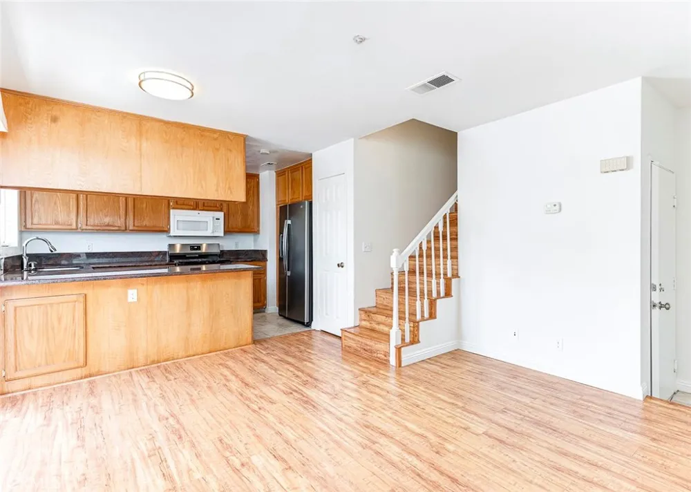 8685 Moody Cypress, CA 90630