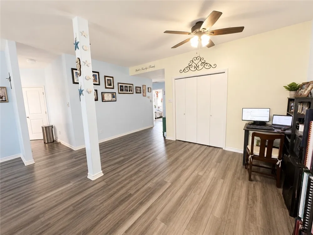 2011 Cottonwood Drive Portland, TX 78374