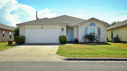2011 Cottonwood Drive