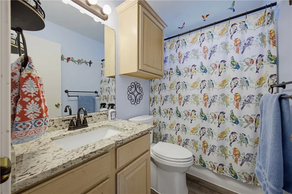 2011 Cottonwood Drive Portland, TX 78374