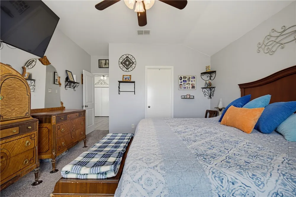 2011 Cottonwood Drive Portland, TX 78374