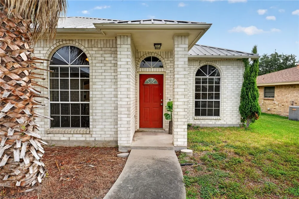 112 Presidio Drive Portland, TX 78374