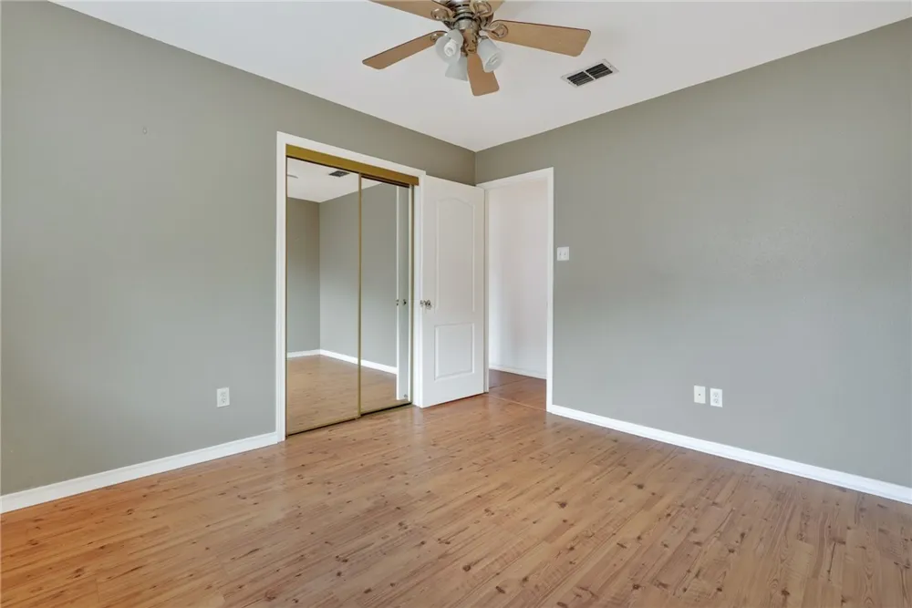112 Presidio Drive Portland, TX 78374