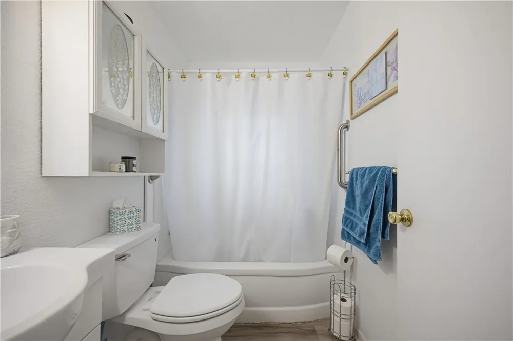 1934 Elizabeth Street Ingleside, TX 78362