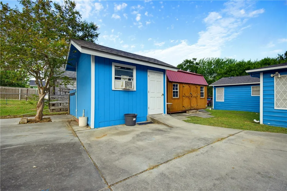 1934 Elizabeth Street Ingleside, TX 78362