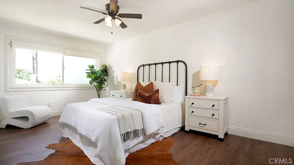 25721 Cervantes Mission Viejo, CA 92691