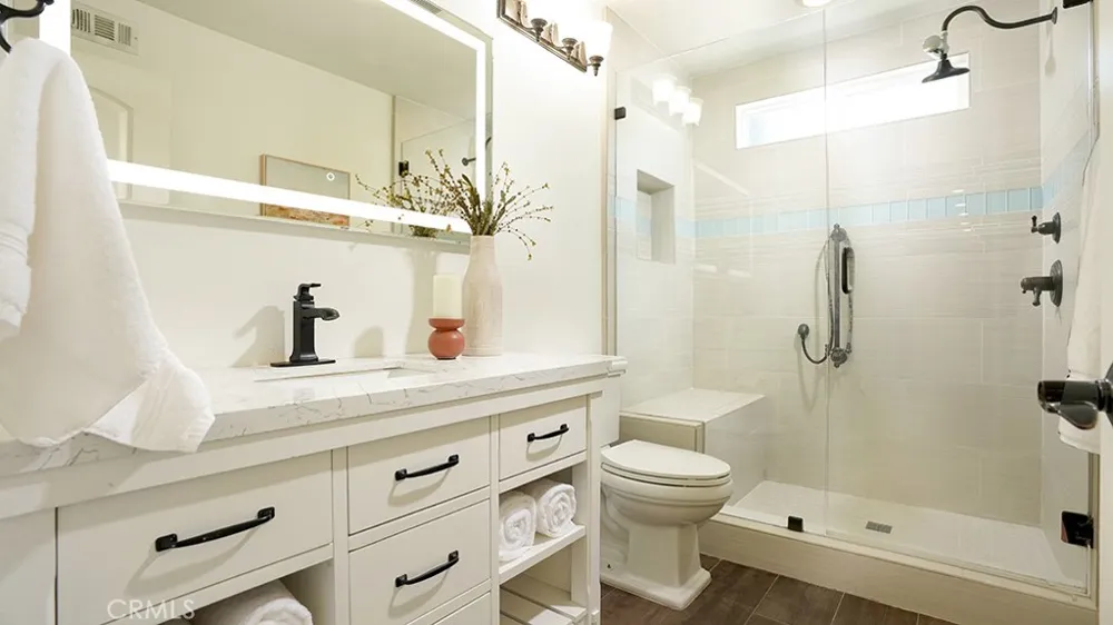 25721 Cervantes Mission Viejo, CA 92691