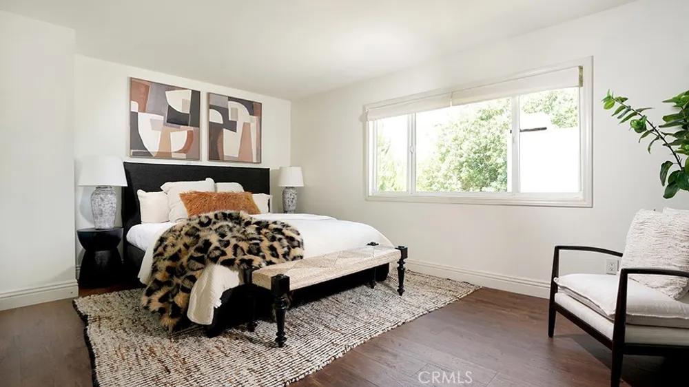25721 Cervantes Mission Viejo, CA 92691