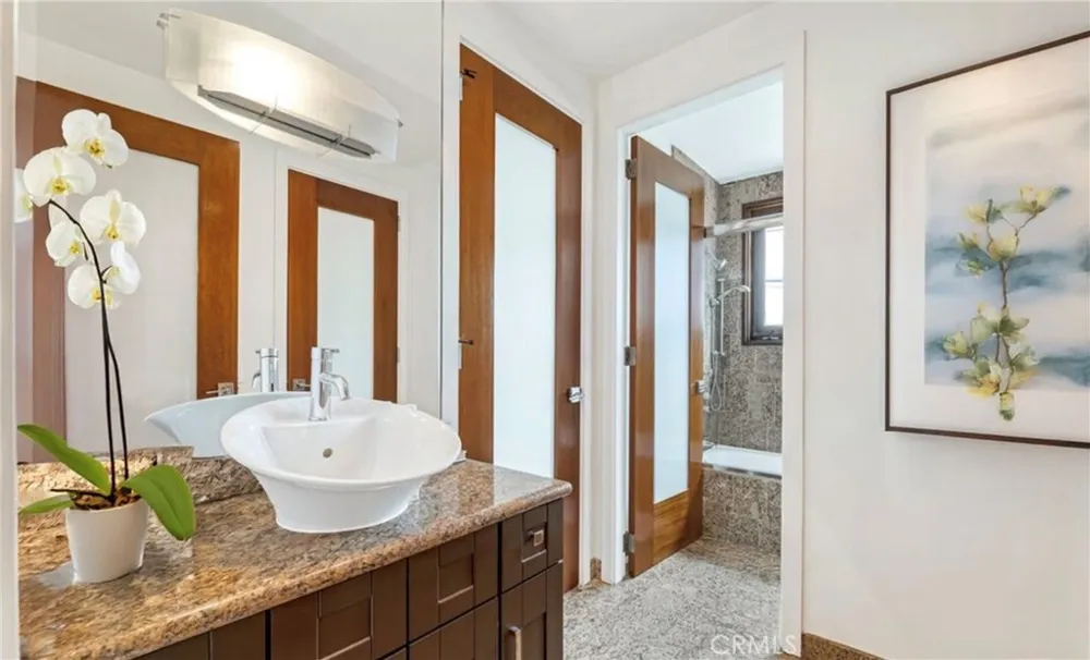 8835 Evanview Los Angeles, CA 90069
