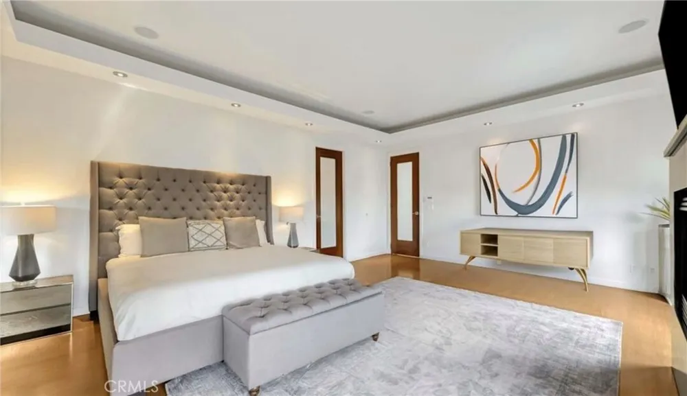 8835 Evanview Los Angeles, CA 90069