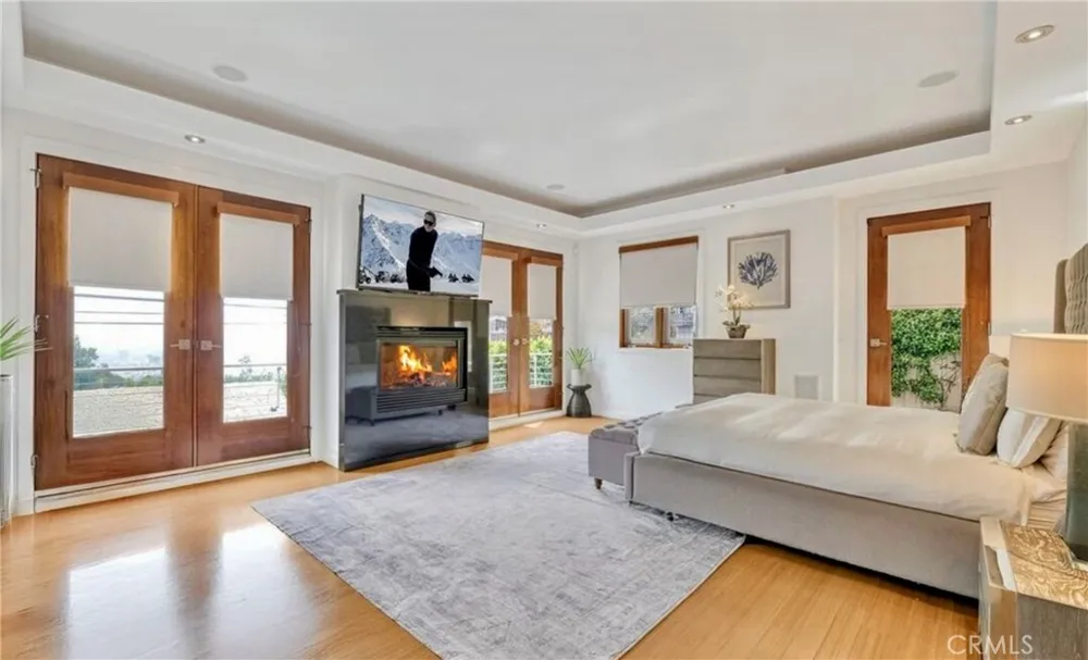 8835 Evanview Los Angeles, CA 90069