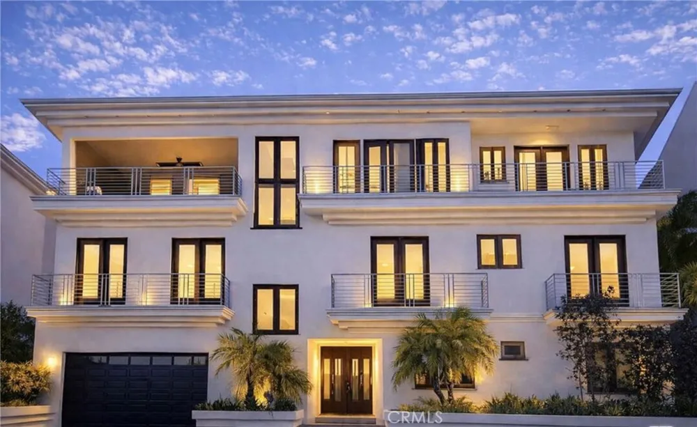 8835 Evanview Los Angeles, CA 90069