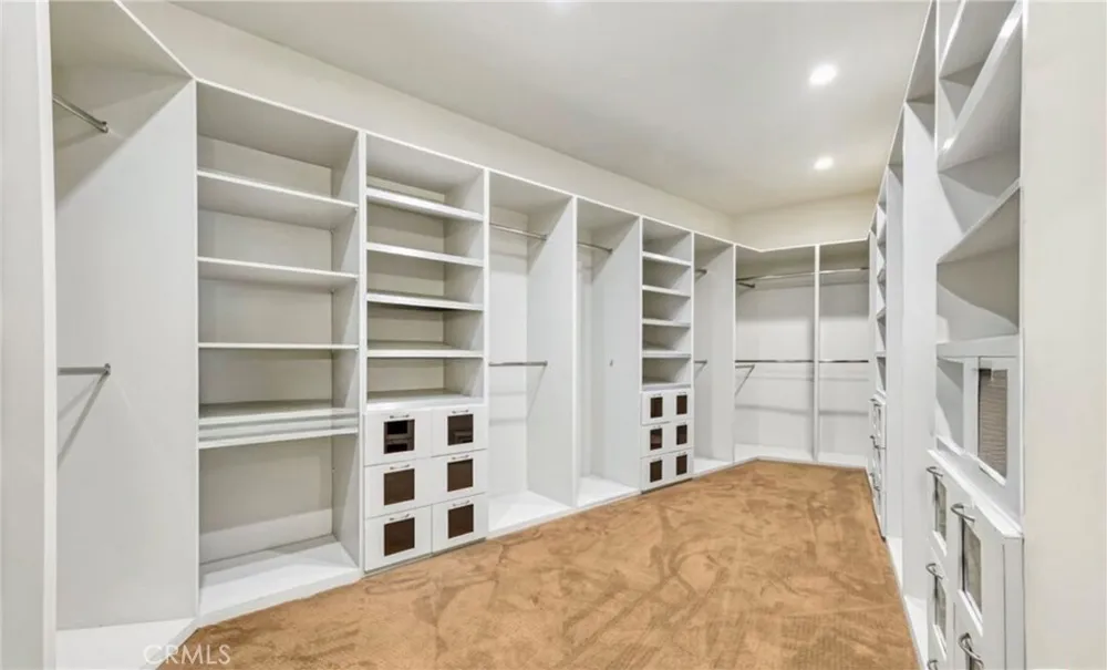 8835 Evanview Los Angeles, CA 90069