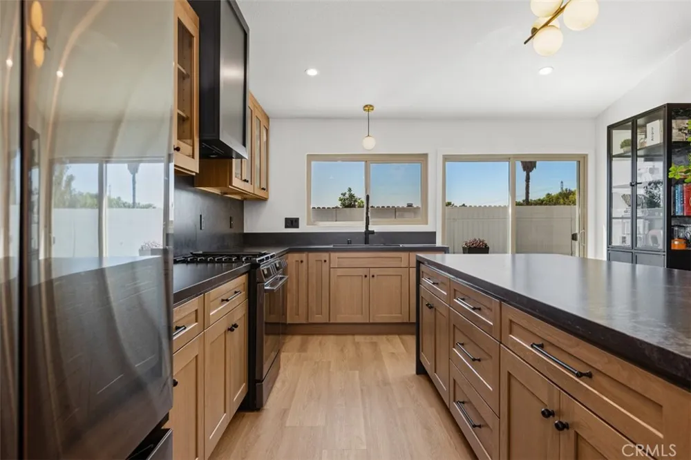 25802 Sycamore Laguna Hills, CA 92653