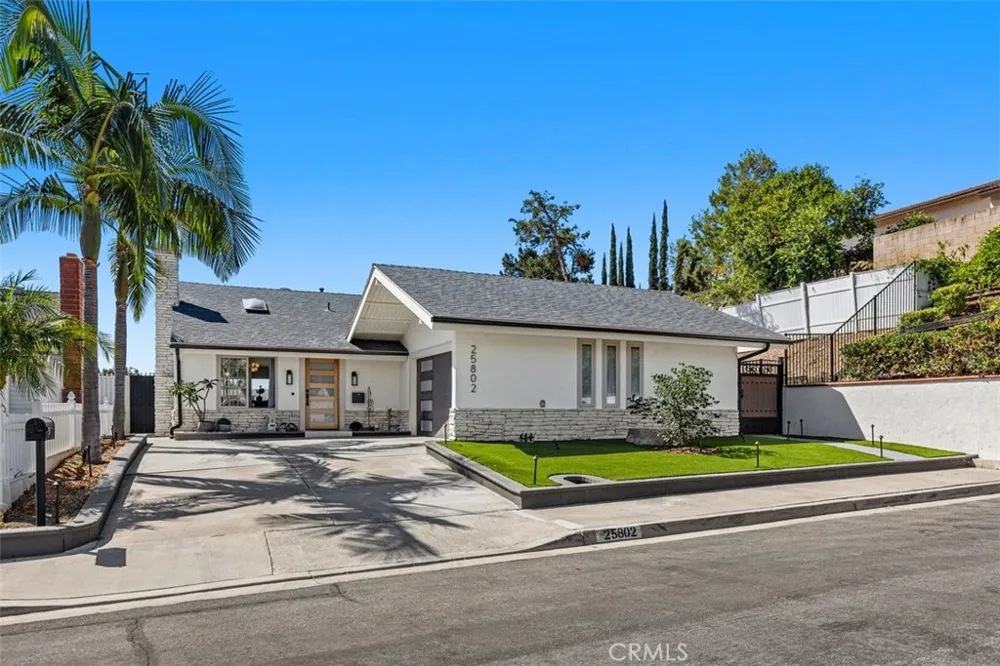 25802 Sycamore Laguna Hills, CA 92653