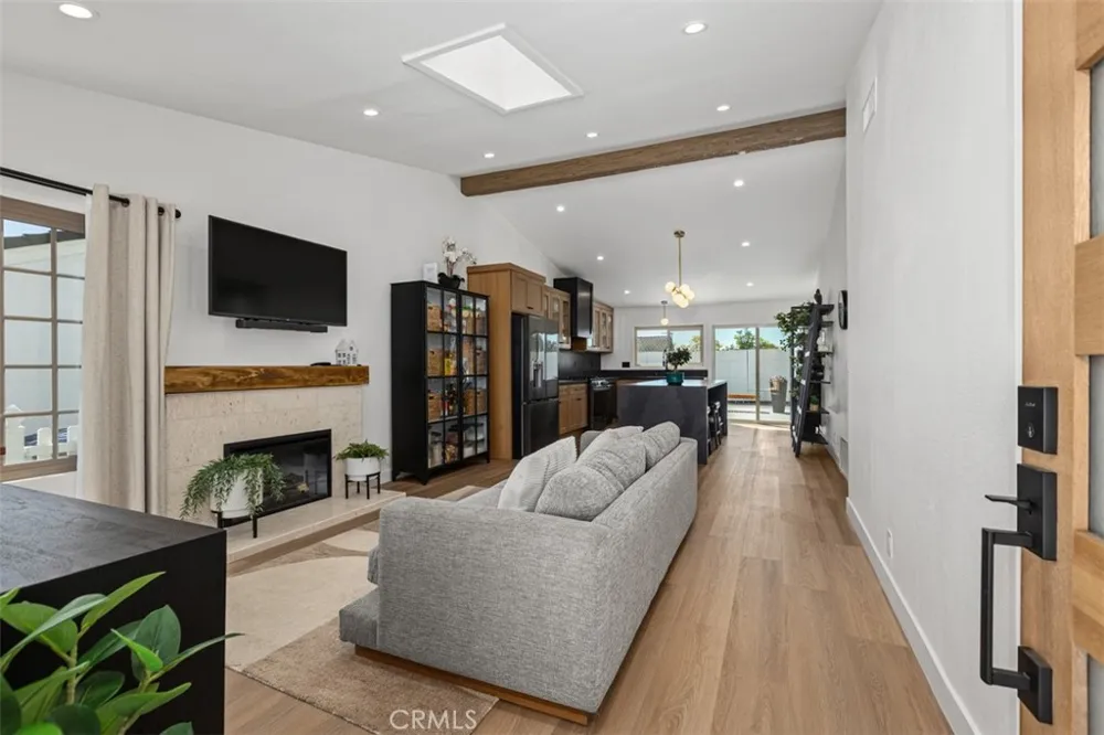 25802 Sycamore Laguna Hills, CA 92653