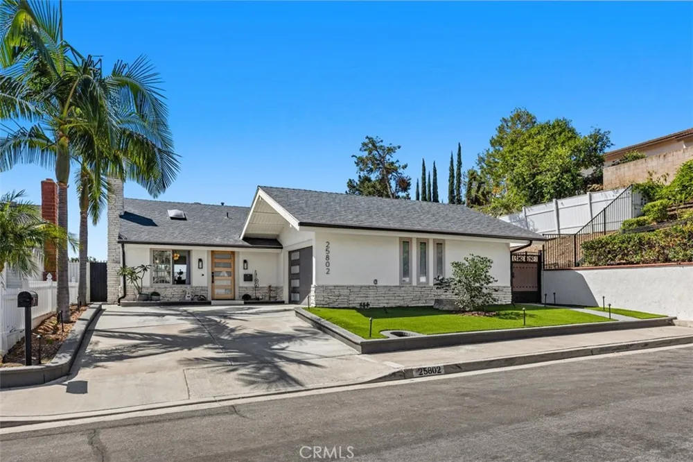 25802 Sycamore Laguna Hills, CA 92653
