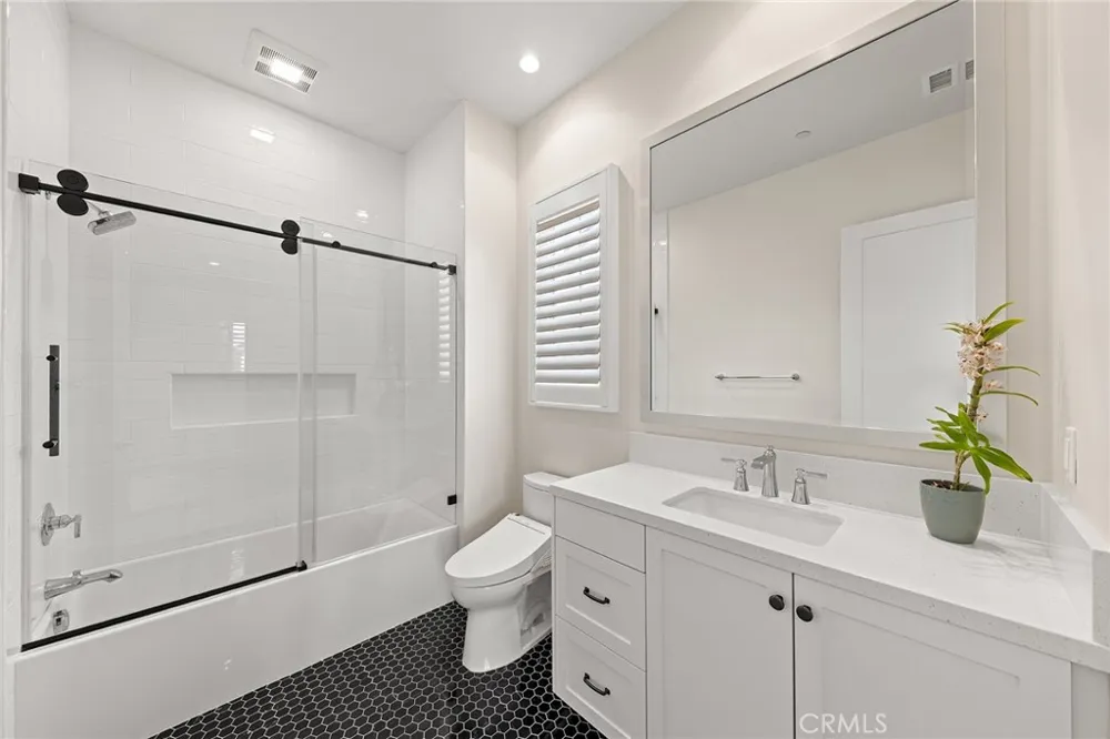115 Green Rdg Irvine, CA 92602