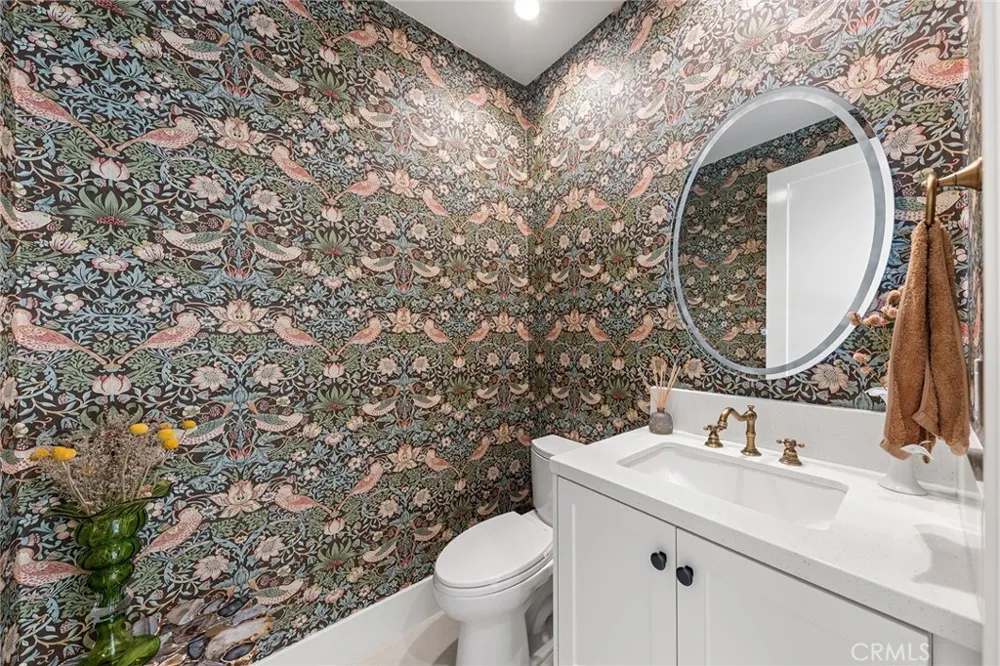 115 Green Rdg Irvine, CA 92602