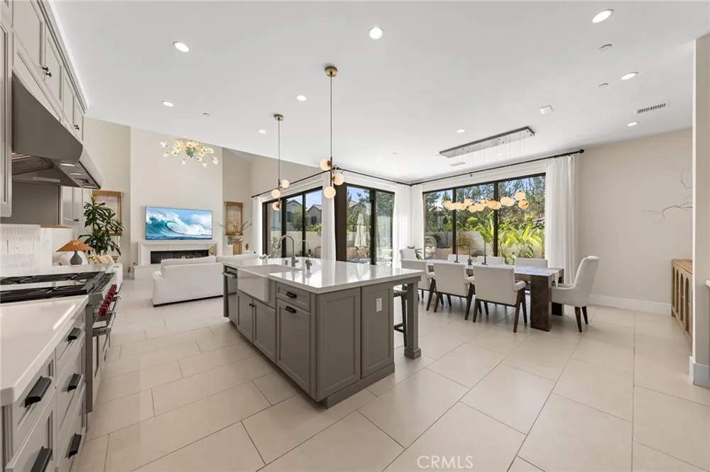115 Green Rdg Irvine, CA 92602