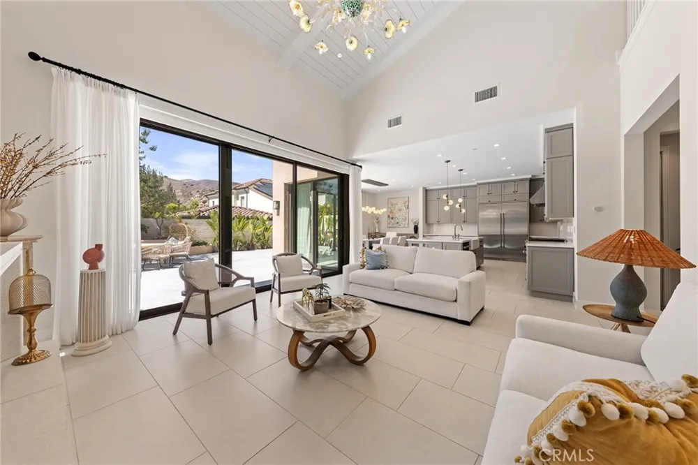 115 Green Rdg Irvine, CA 92602