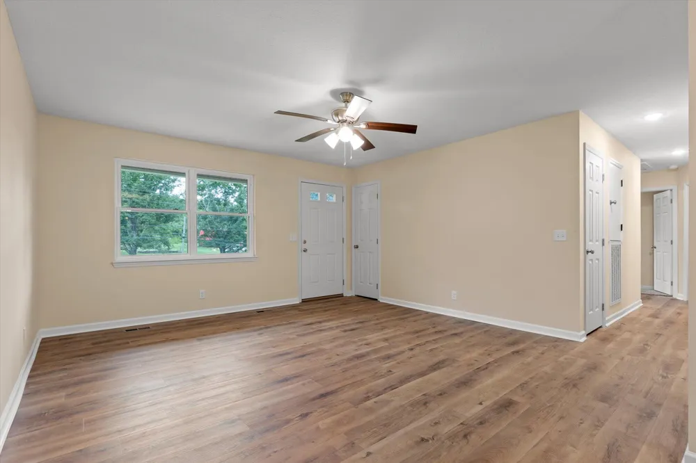 5379 Long Hollow Road Rock Spring, GA 30739