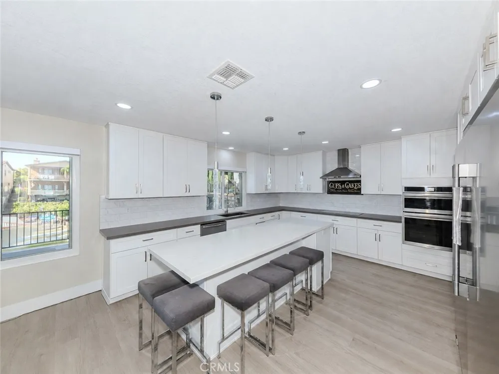 22706 Lighthouse Canyon Lake, CA 92587