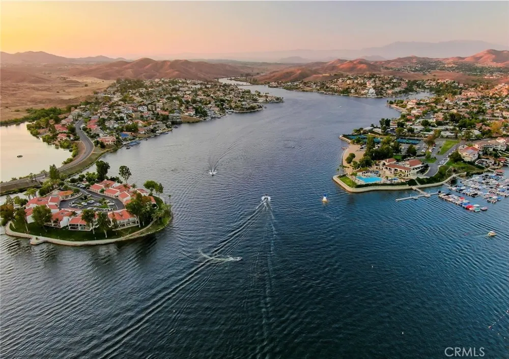22706 Lighthouse Canyon Lake, CA 92587