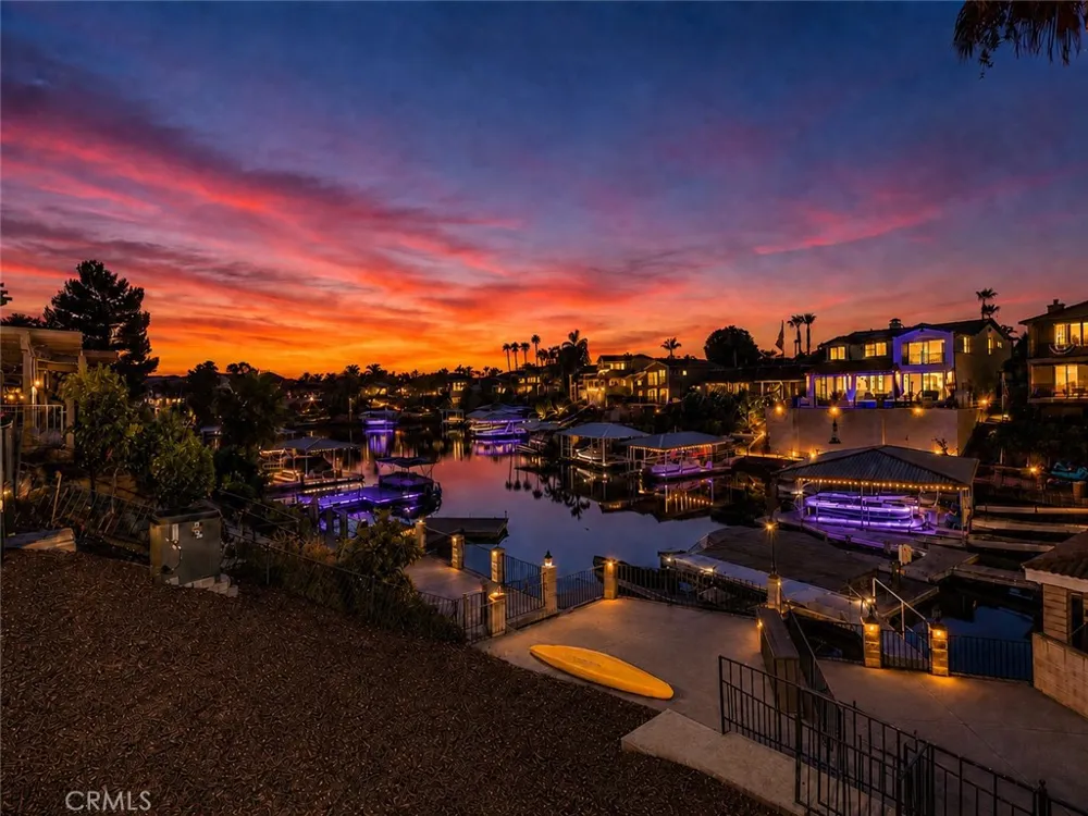 22706 Lighthouse Canyon Lake, CA 92587