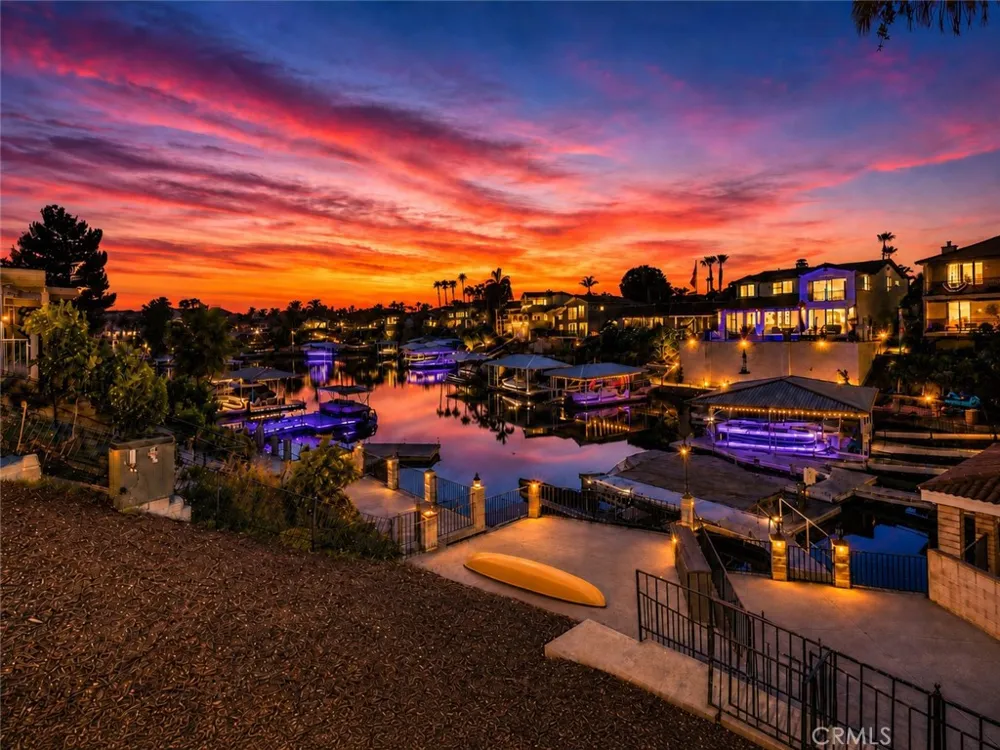 22706 Lighthouse Canyon Lake, CA 92587