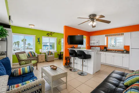 8618 Surf Drive #208