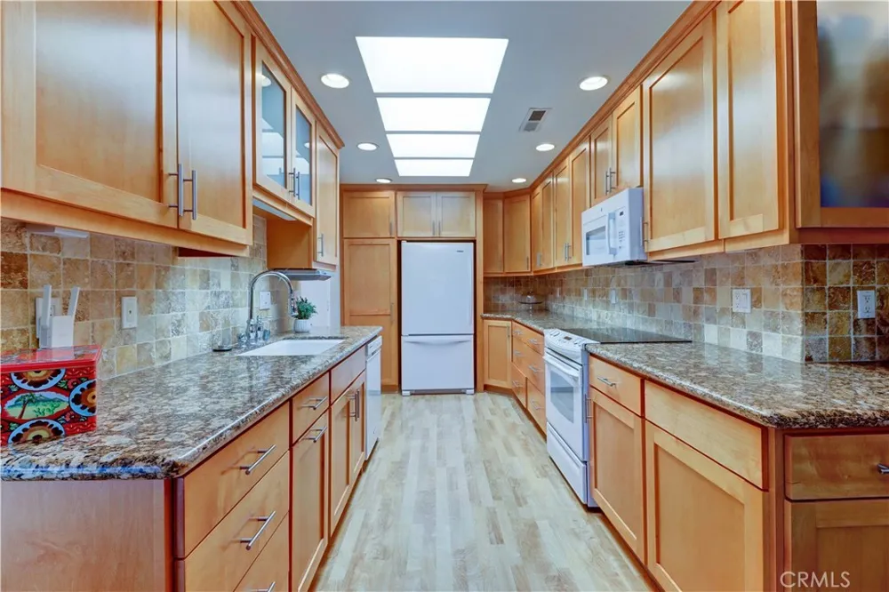 3524 Bahia Blanca W #B Laguna Woods, CA 92637