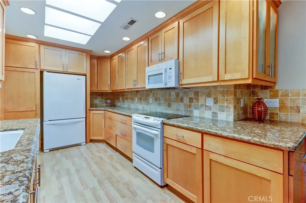 3524 Bahia Blanca W #B Laguna Woods, CA 92637