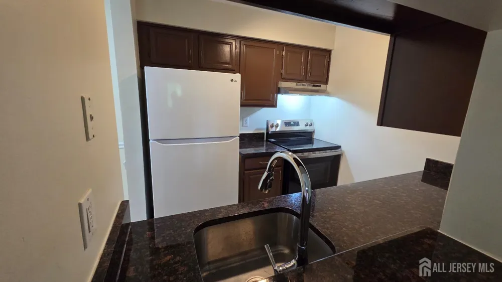 1514 Ravens Crest Drive Plainsboro, NJ 08536