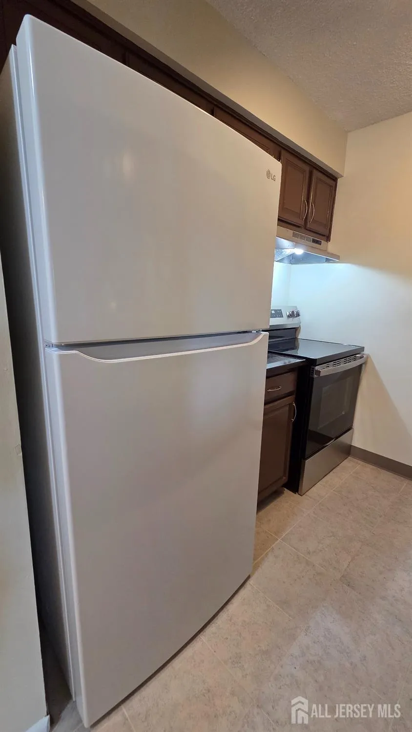 1514 Ravens Crest Drive Plainsboro, NJ 08536