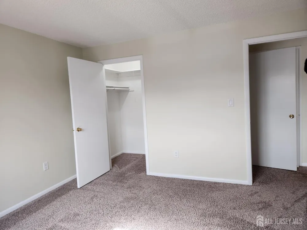 1514 Ravens Crest Drive Plainsboro, NJ 08536