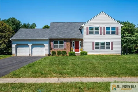 23 Amherst Way