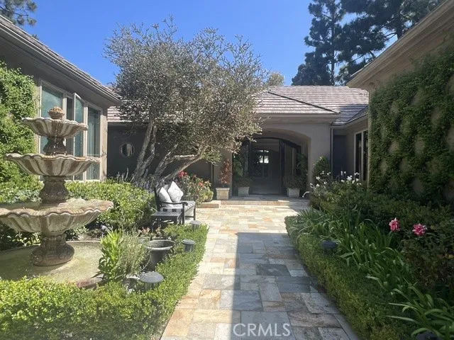 30 Burning Tree Lane Newport Beach, CA 92660