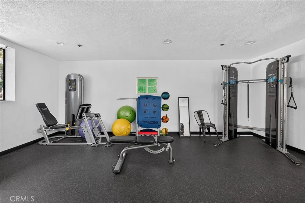 720 W 4th #318 Long Beach, CA 90802