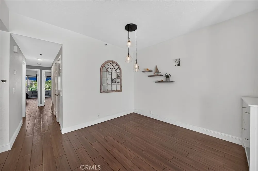 720 W 4th #318 Long Beach, CA 90802