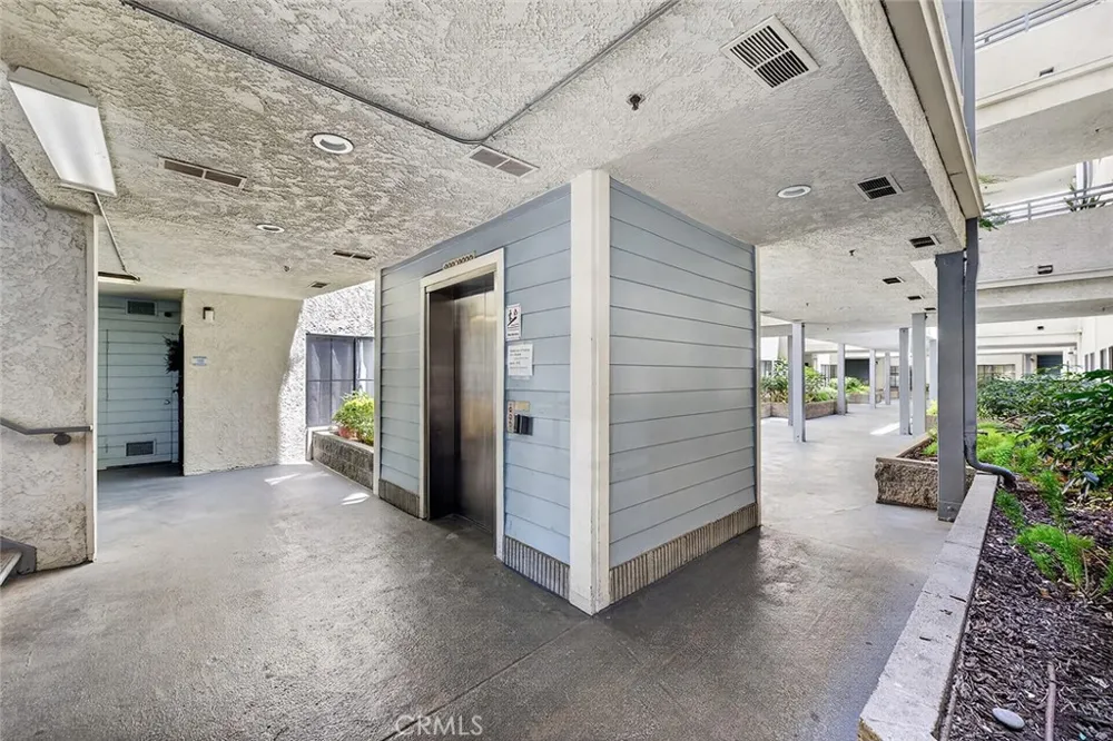 720 W 4th #318 Long Beach, CA 90802