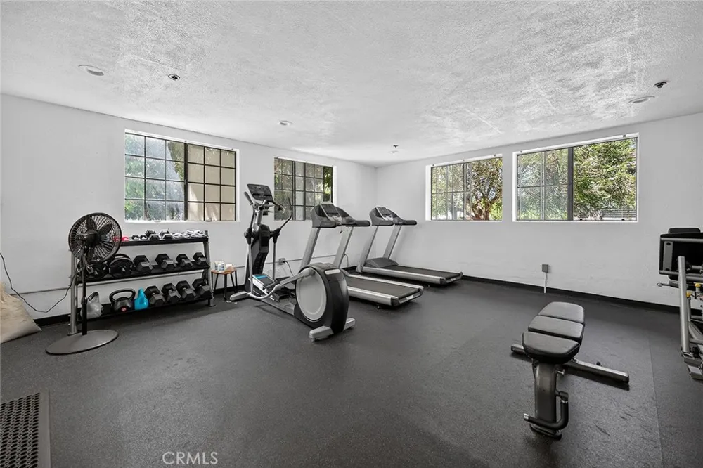 720 W 4th #318 Long Beach, CA 90802