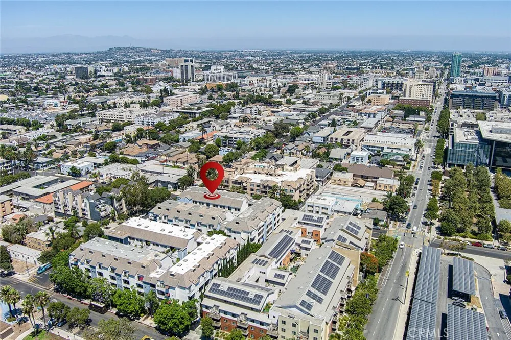 720 W 4th #318 Long Beach, CA 90802