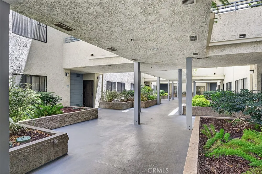 720 W 4th #318 Long Beach, CA 90802